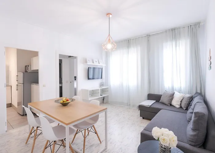 Nordic Apartment Sagrada Familia